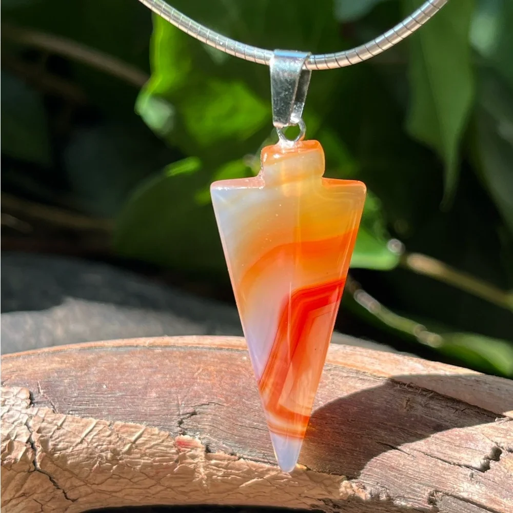 Stainless steel arrow head carnelian pendant‎